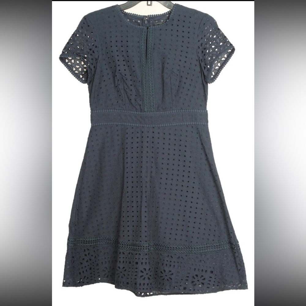 Ann Taylor Dress Women’s 4P Navy Blue A Line Short Sleeve Eyelet Lined Cotton